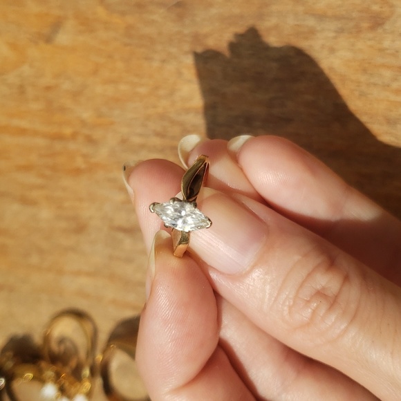 FREE SHIPPING Vintage 14k gold Real Diamonds 💎 ring bundle set of 2 - Picture 2 of 10